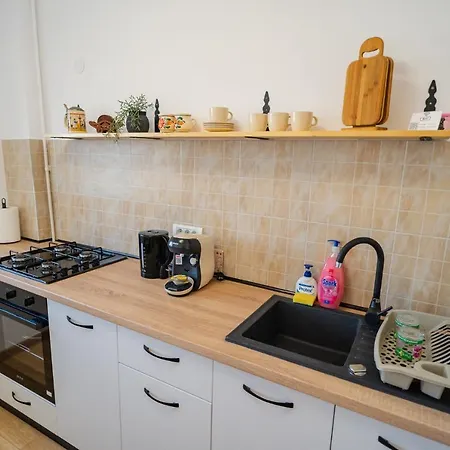 Playful Retreat - 1br Cozy Daire Bükreş