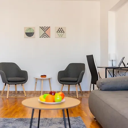 Playful Retreat - 1br Cozy Boekarest